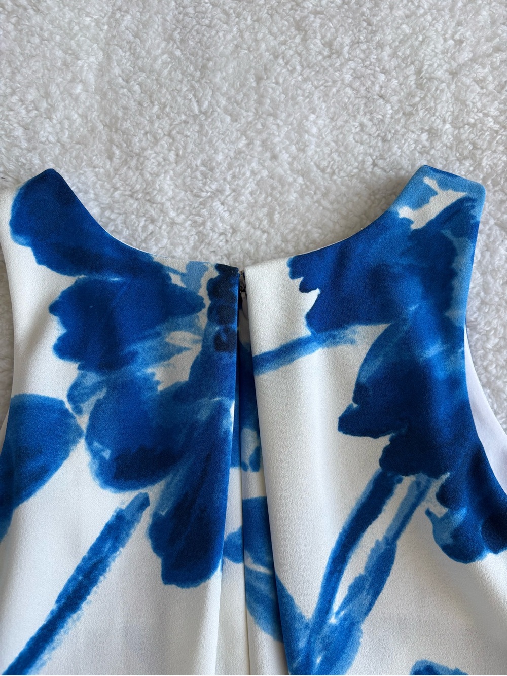 Lauren Ralph Lauren Blue Watercolor Floral Crepe Shift Dress - Size 8 - Picture 11 of 17